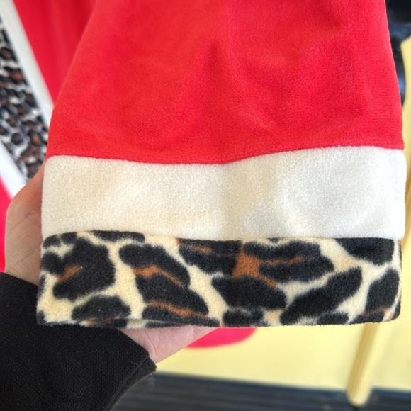 VTG red and leopard zip up gown/robe! - Picture 4 of 7